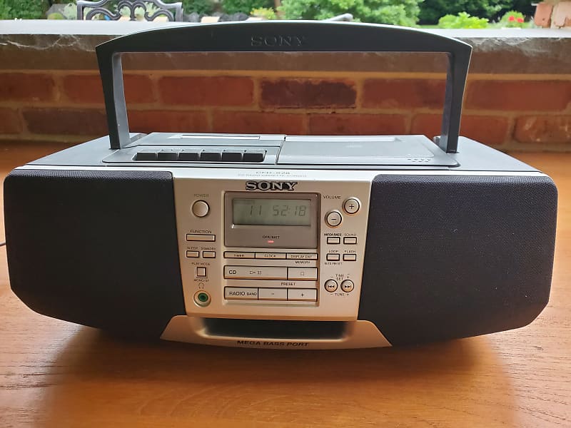 SONY boombox CFD-W888 for Sale in Milford, CT - OfferUp