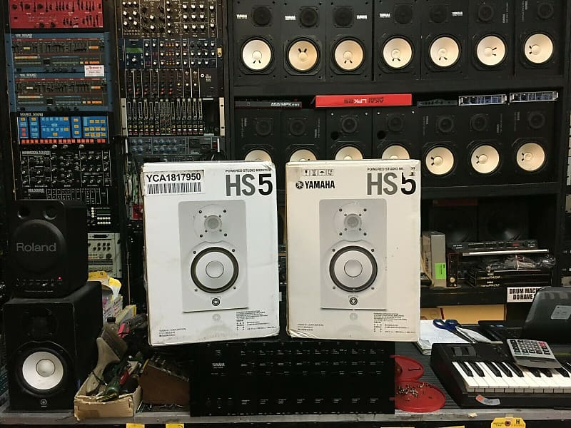 Yamaha HS5W 5" Powered Studio Monitor (Pair) 2010s White HS5 W  //ARMENS// image 1