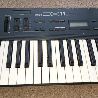 Yamaha DX11 Programmable Algorithm Multitimbral FM Synth image 5