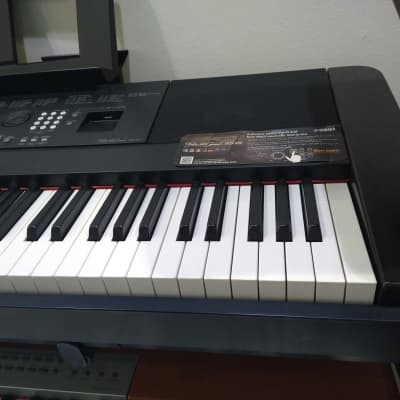 Yamaha DGX650