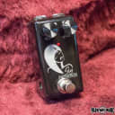 Red Witch Ivy Distortion (USED)