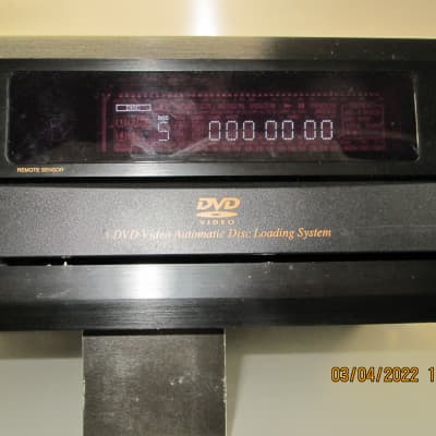Denon Model DVM-1800 5 Disc Changer - Audio CD's and DVD's  -  w 24-bit, 96-kHz D/A Audio Converter image 8