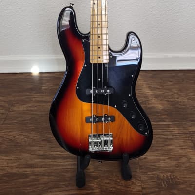 Schecter Diamond J Bass 3 Tone Sunburst 4 string Fender Jazz Bass