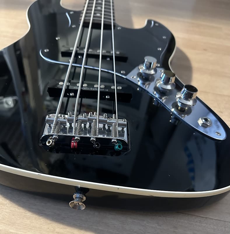 2006 Fender AJB-80M/DJ With Dimarzio Collection Aerodyne Jazz Bass(BLK)