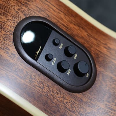 Alvarez AD-60ce Dreadnought Acoustic Electric Cutaway w LR Baggs & FAST Same Day Shipping image 5