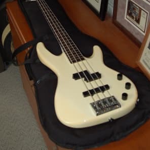 Greco Spirit of the Live Bass Guitar Pro Setup MIJ Gigbag 1987