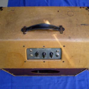 Vintage 1953 AMPEG "BASSAMP" 815 tube guitar amp serviced working w/ fiber case image 5