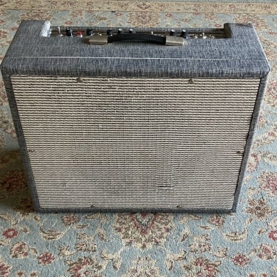 Supro Thunderbolt S6420