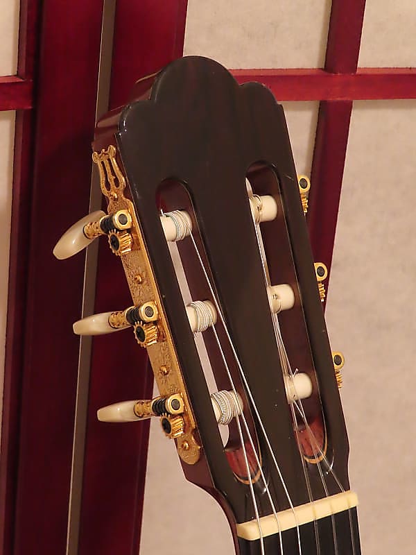 Hiroumi Yamaguchi A-II AII A2 classical guitar – signed