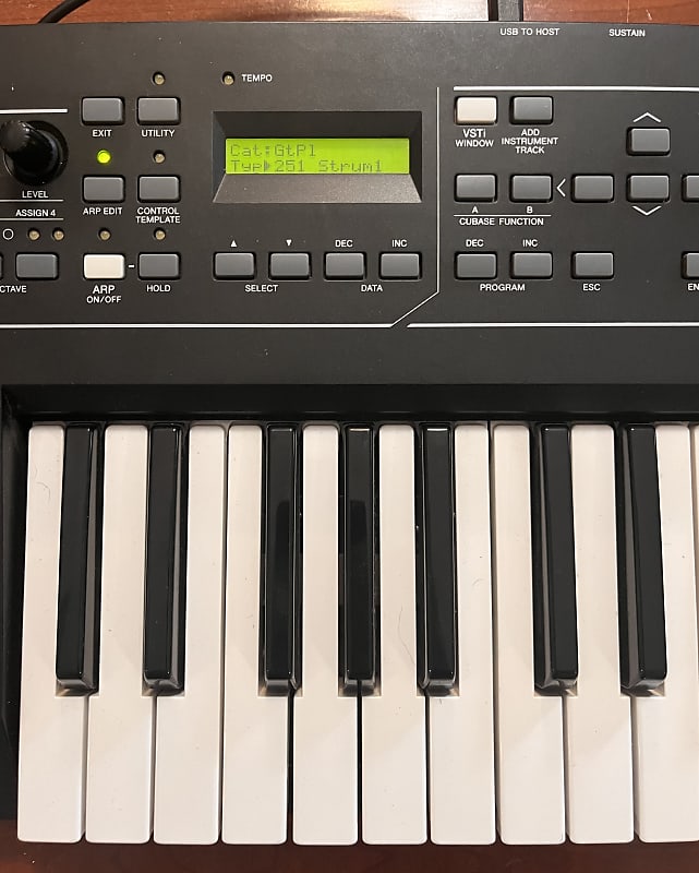 Yamaha KX-25 Midi USB Controller | Reverb