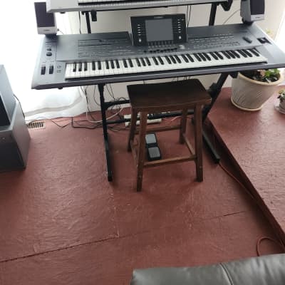 Yamaha Tyros 2 and 5 mid 2015