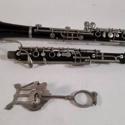 Pan American Oboe. USA.  Very good condition but vintage Professional Model ??? image 2