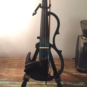 Yamaha SV-200KBLU Studio Solid Body Violin