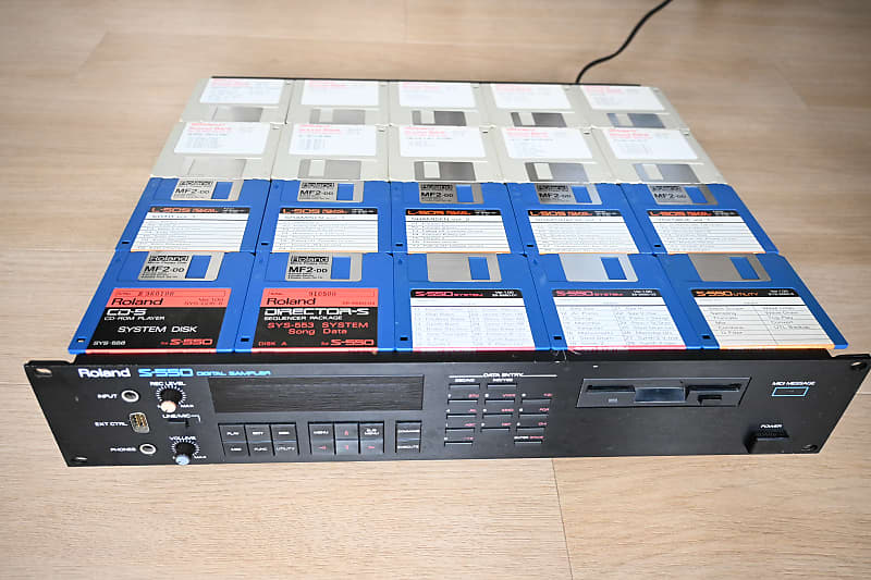 Roland S-550 Digital Sampler incl. 21 Floppy Disks