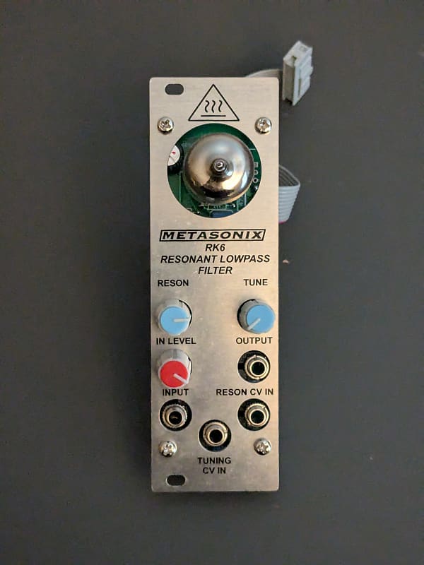 Metasonix RK6 Resonant Lowpass Filter
