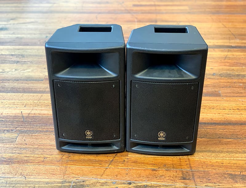 Yamaha portable stagepas store 300