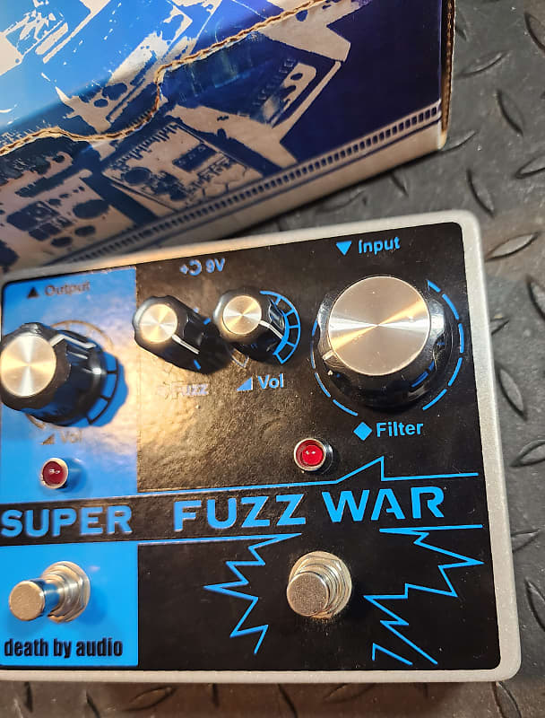 Death By Audio Super Fuzz War Tremolo/Fuzz 2017