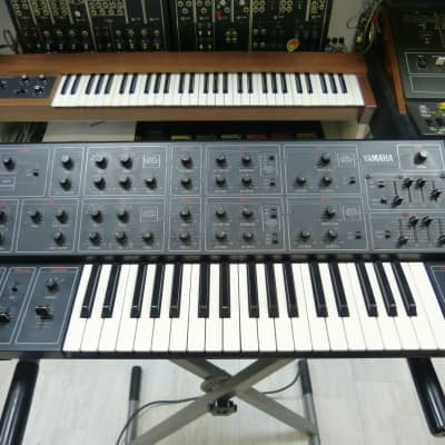 Yamaha CS-15 37-Key Monophonic / Duophonic Analog Synthesizer with case