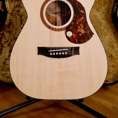 Maton SRS808C Solid Road Series Acoustic-Electric Guitar for sale