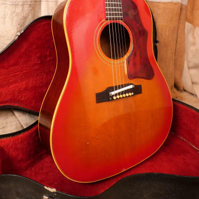 Gibson  J-45  1967 - Sunburst image 3