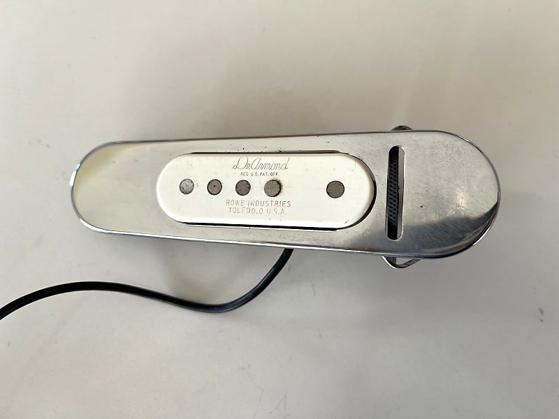 1950s DeArmond RHCB Soundhole Pickup NICE Lightning Hopkins Reverb