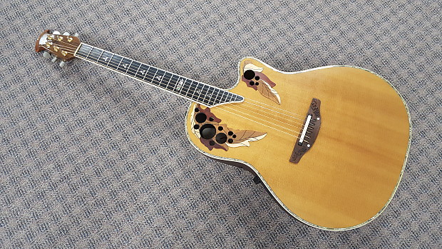 RARE Ovation 1987-4 Collector's Series 1987, Nearly Perfect!