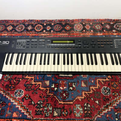 Roland XP-30 61-Key 64-Voice Expandable Synthesizer