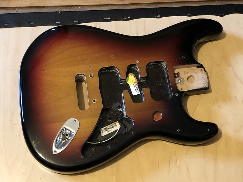 2010 Fender USA American Standard Stratocaster 3 Tone Sunburst Guitar Body