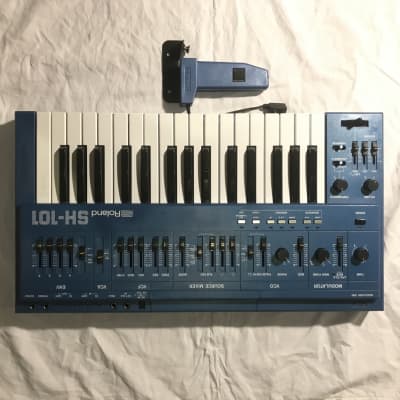 Roland SH-101 32-Key Monophonic Synthesizer 1982 - 1986 - Blue