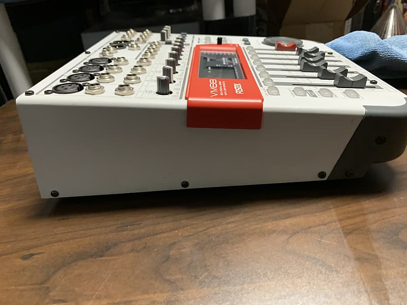 Fostex VM88 8チャンネルデジタルミキサー 2001-06-fostexvm88-1-
