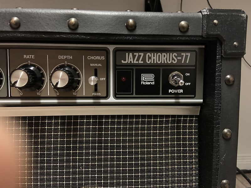 Roland JC-77 Jazz Chorus 80-Watt 2x10