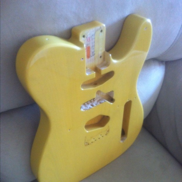 Fender Japan 52' Telecaster Ash Body Butterscotch Blonde