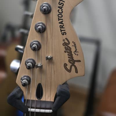 Fender "Squier Series" Standard Stratocaster 1992 - 1996 Burnt Orange/Red image 2