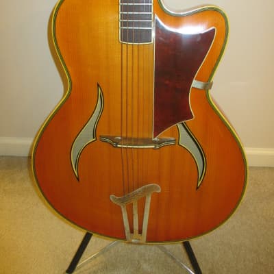 Meinie-Herold 50's-60's Archtop Guitar image 3