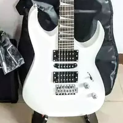 Cort Viva Gold 1 2011 Arctic Pearl White | Reverb