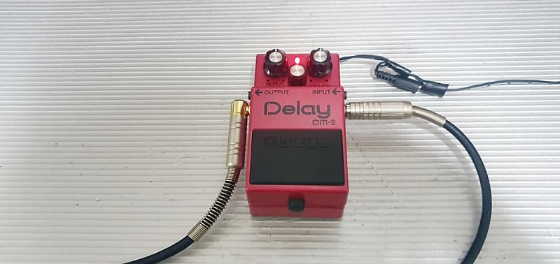 Boss DM-2