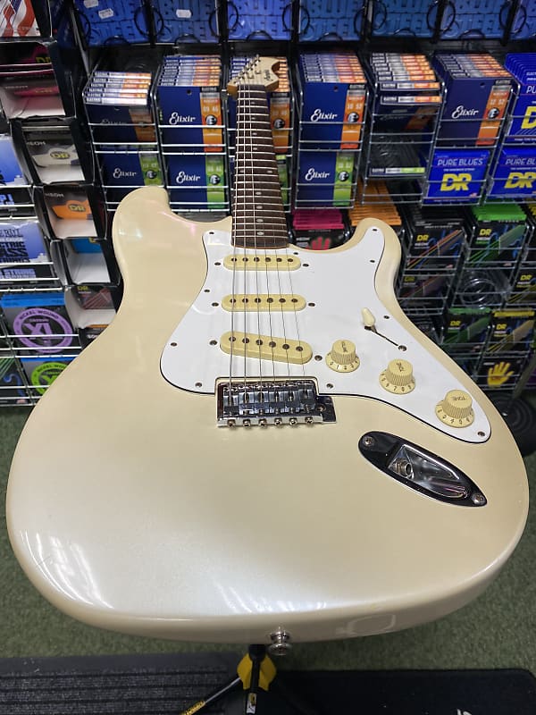 Memphis strat style guitar in olympic white image 1