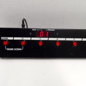 M5291 ADA MIDI CONTROLLER MC-1 通電のみ ADA MC1 foot controller - Axeshop