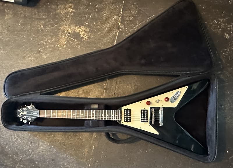 Epiphone '67 Flying V (1989 - 1998) | Reverb