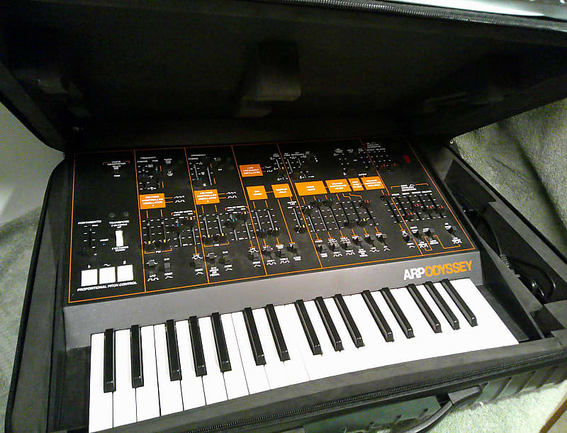 KORG ARP ODYSSEY Rev.3 37鍵 使用時間2時間　美品 Korg ARP Odyssey Rev3 37-Slim Key Duophonic Analog