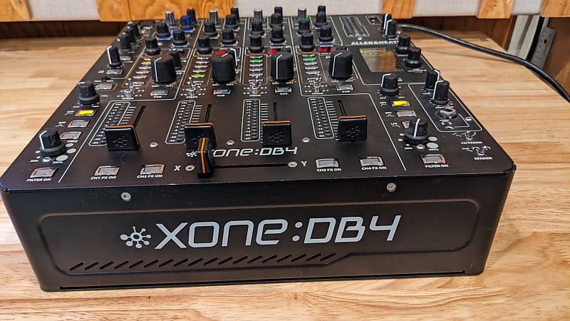Allen & Heath XONE:DB4 4-Channel Digital DJ Mixer w/ Effects