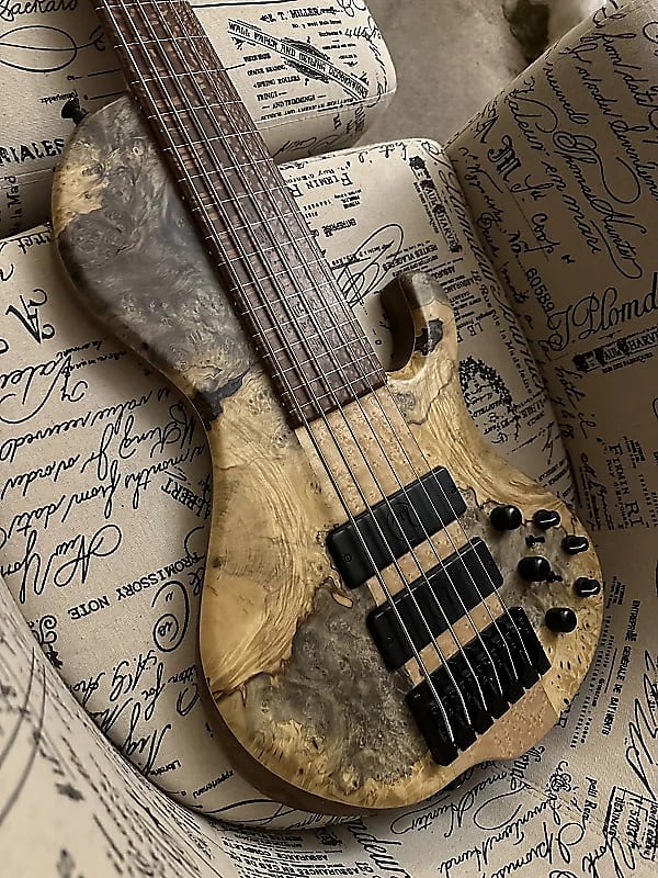 Muckelroy HMC Fretless 6 String 2014 - Buckeye Burl image 1
