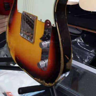 Fender Custom Shop L-Series 1964 Telecaster Super Heavy Relic 3-Colour Sunburst Rosewood 9231991800 image 2