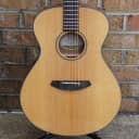 Breedlove Discovery Concert Left Handed  2018 Natural