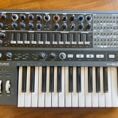 Arturia MiniBrute 2 25-Key Synthesizer 2018 - Present