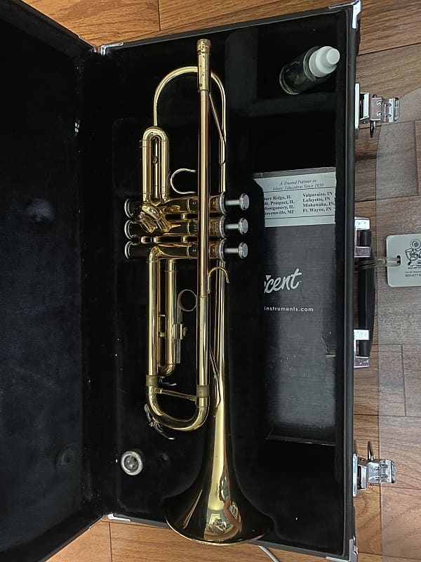 Yamaha YTR‑2335 Standard Student Bb Trumpet | Reverb