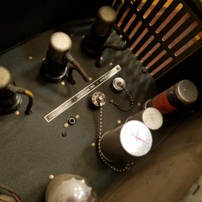Operadio 1A30 Art Deco Theatre or PA Tube Amp 6L6 6J7 20 Watt 1947 - Wrinkled Green and Grey image 9