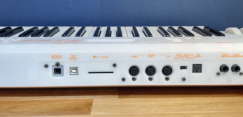 Yamaha EOS BX Polyphonic Digital Synthesizer