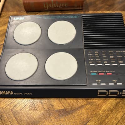 Yamaha DD5 80’s Drum Machine