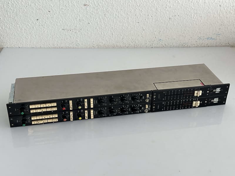 2x Siemens WSW 811510 Channel Strip / Mic Preamp / EQ Reverb Canada